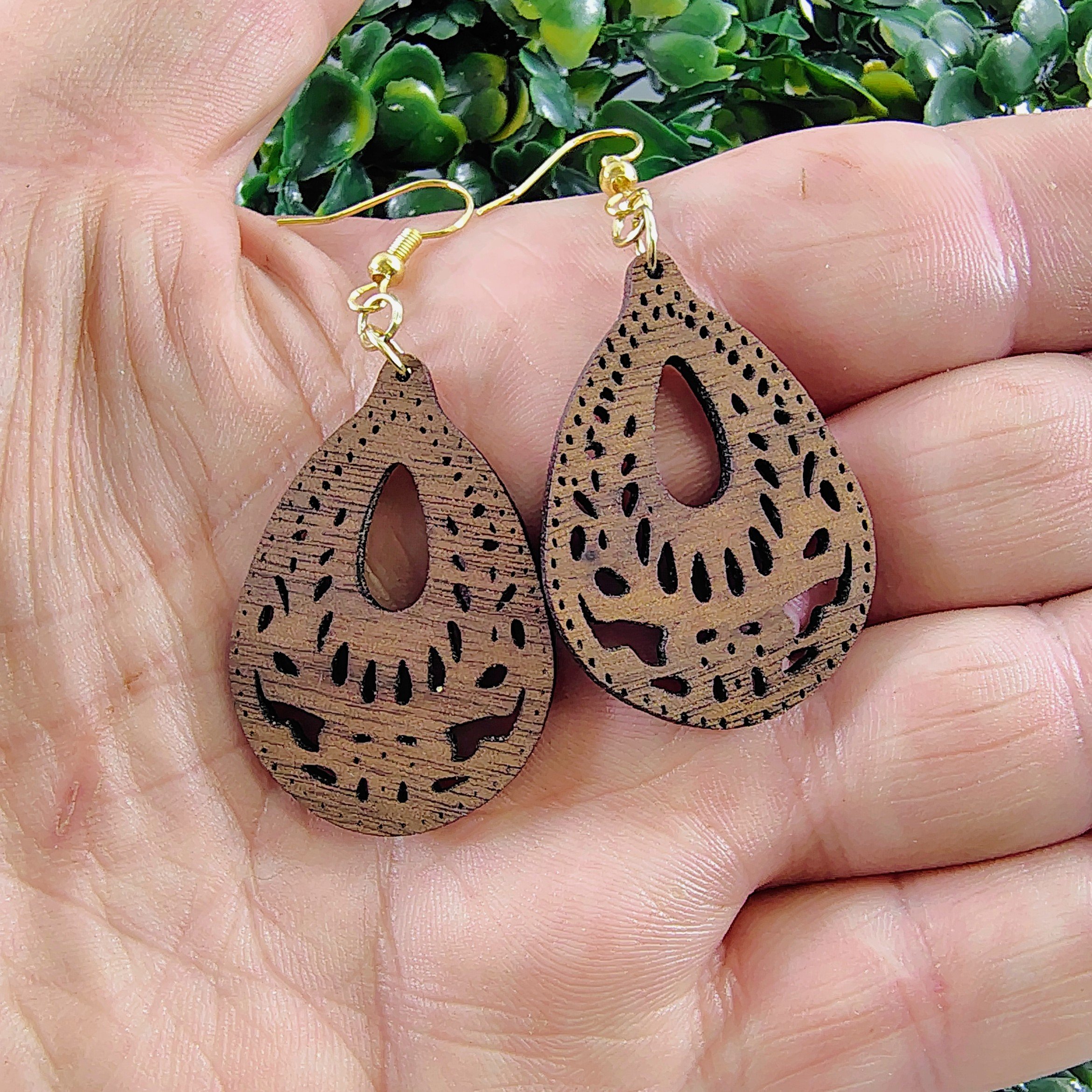 Cherry vs. Maple vs. Walnut Earrings: Does the Wood Species Matter?
